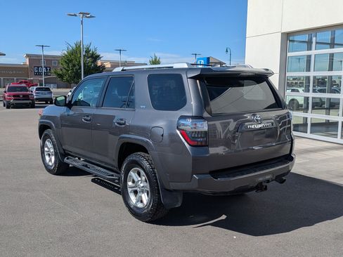 Used 2018 Toyota 4Runner SR5 Premium AWD/4WD image 8