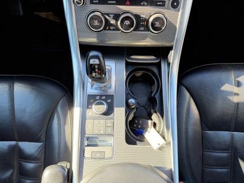 Used 2017 Land Rover Range Rover Sport HSE Dynamic image 23