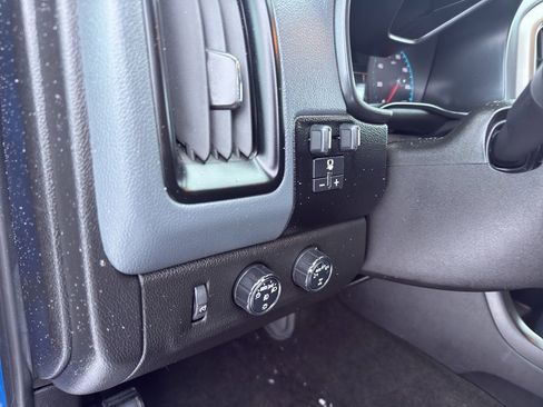 Used 2018 Chevrolet Colorado Z71 image 13