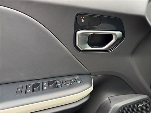 New 2025 Kia K4 GT-Line Turbo image 18