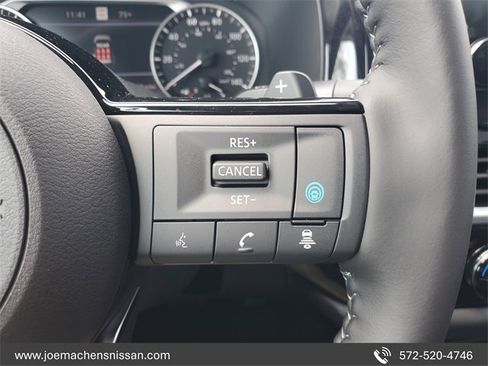 New 2025 Nissan Pathfinder SL image 27