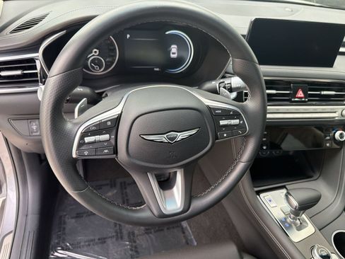 Used 2026 Genesis G70 2.5T RWD image 27