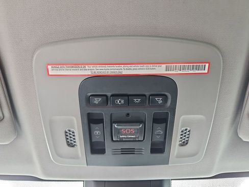 Used 2019 Toyota Camry XSE image 22