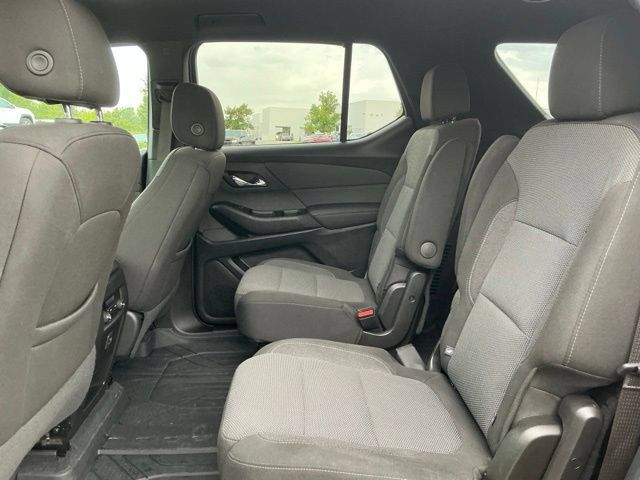 Used 2023 Chevrolet Traverse LT w/ LPO, Floor Liner Package AWD/4WD image 33
