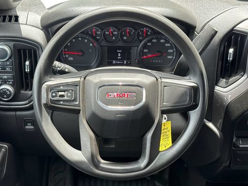 Used 2020 GMC Sierra 1500 4x4 Crew Cab w/ Sierra Value Package image 15