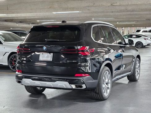 Certified 2026 BMW X5 sDrive40i w/ Parking Assistance Package RWD image 5