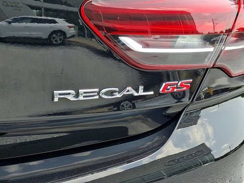 Used 2019 Buick Regal GS AWD/4WD image 32