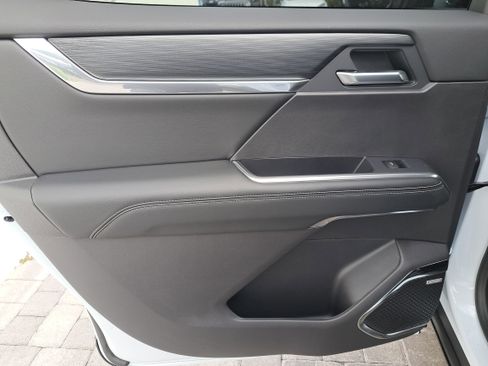 New 2026 GMC Acadia Elevation w/ Elevation Premium Package image 12