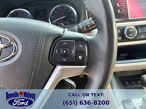 Used 2015 Toyota Highlander XLE AWD/4WD image 21