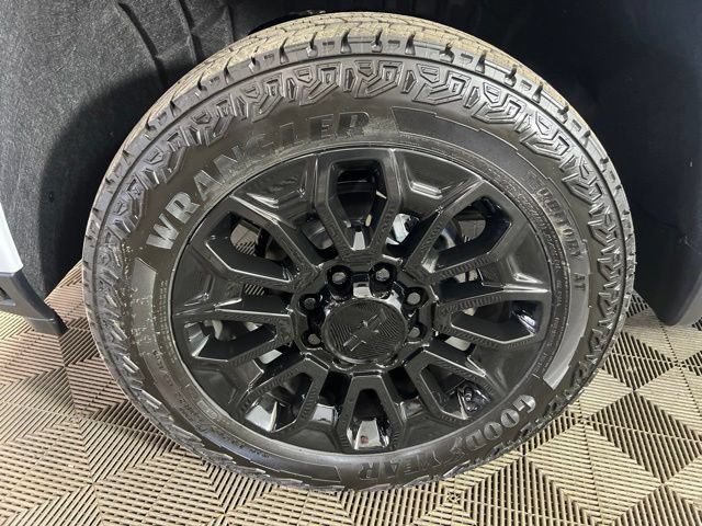 New 2026 Chevrolet Silverado 2500 High Country w/ Technology Package AWD/4WD image 10