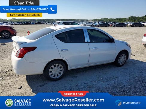 Used 2019 Nissan Versa SV FWD image 4