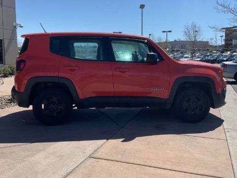 Used 2017 Jeep Renegade Sport w/ Power & Air Group AWD/4WD image 9