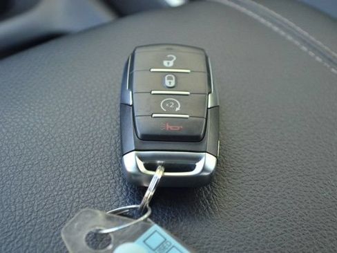 Used 2022 RAM 1500 Big Horn AWD/4WD image 26