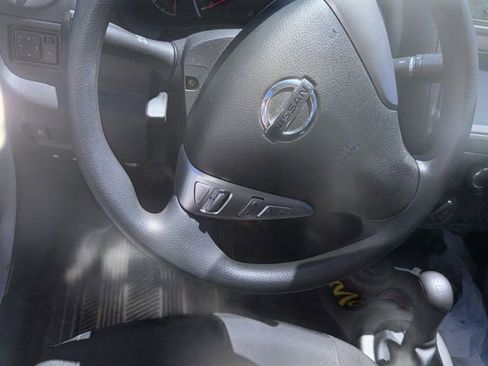 Used 2019 Nissan Versa S FWD image 13