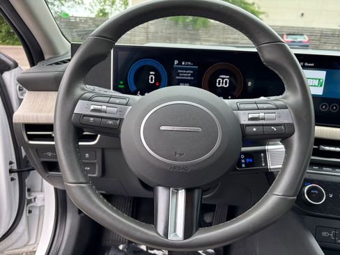 Used 2025 Hyundai Sonata SEL FWD image 29