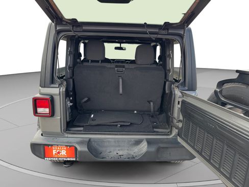 Used 2022 Jeep Wrangler Sport AWD/4WD image 19