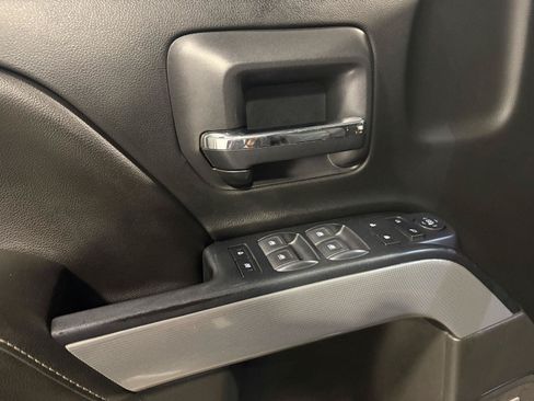 Used 2018 Chevrolet Silverado 1500 LT w/ All Star Edition AWD/4WD image 27