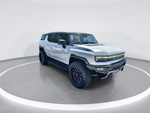 New 2026 GMC Hummer EV SUV image 2