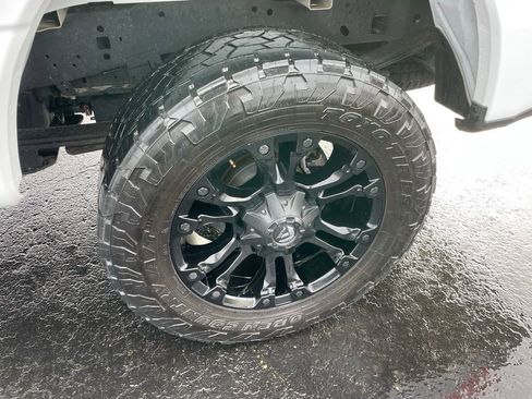 Used 2023 Ford F250 XL w/ FX4 Off-Road Package AWD/4WD image 2