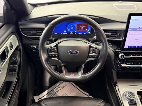 Certified 2022 Ford Explorer ST w/ Equipment Group 401A image 11