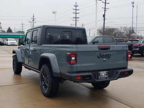 New 2026 Jeep Gladiator Sport image 4