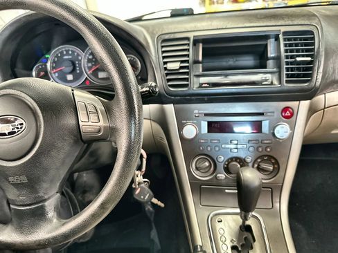 Used 2009 Subaru Outback 2.5i Special Edition AWD/4WD image 20
