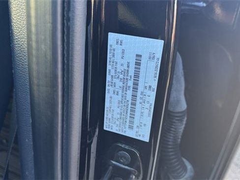 Used 2022 Ford F150 Lariat w/ Equipment Group 502A High image 22