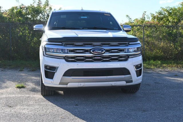 Used 2022 Ford Expedition Platinum RWD image 3