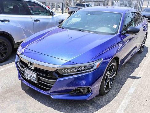 Used 2022 Honda Accord Sport image 4
