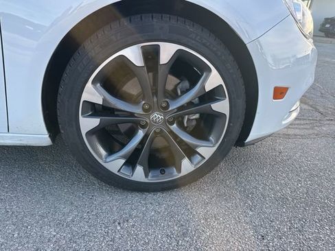 Used 2016 Buick Cascada Premium image 3