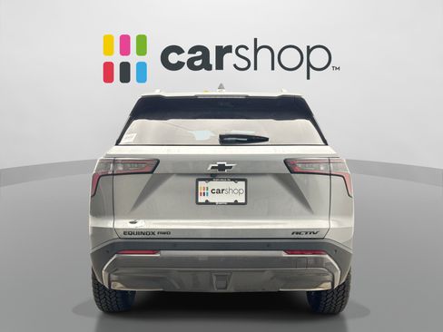 Used 2025 Chevrolet Equinox ACTIV w/ Safety and Technology Package AWD/4WD image 4