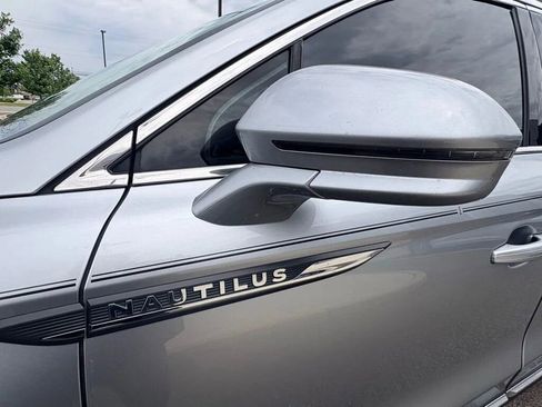 Used 2022 Lincoln Nautilus Reserve w/ Cargo Utility Package FWD image 15