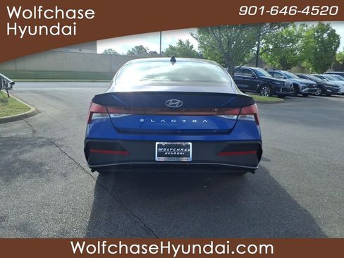 New 2026 Hyundai Elantra Sport FWD image 4