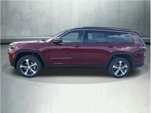 New 2026 Jeep Grand Cherokee L Limited AWD/4WD image 2