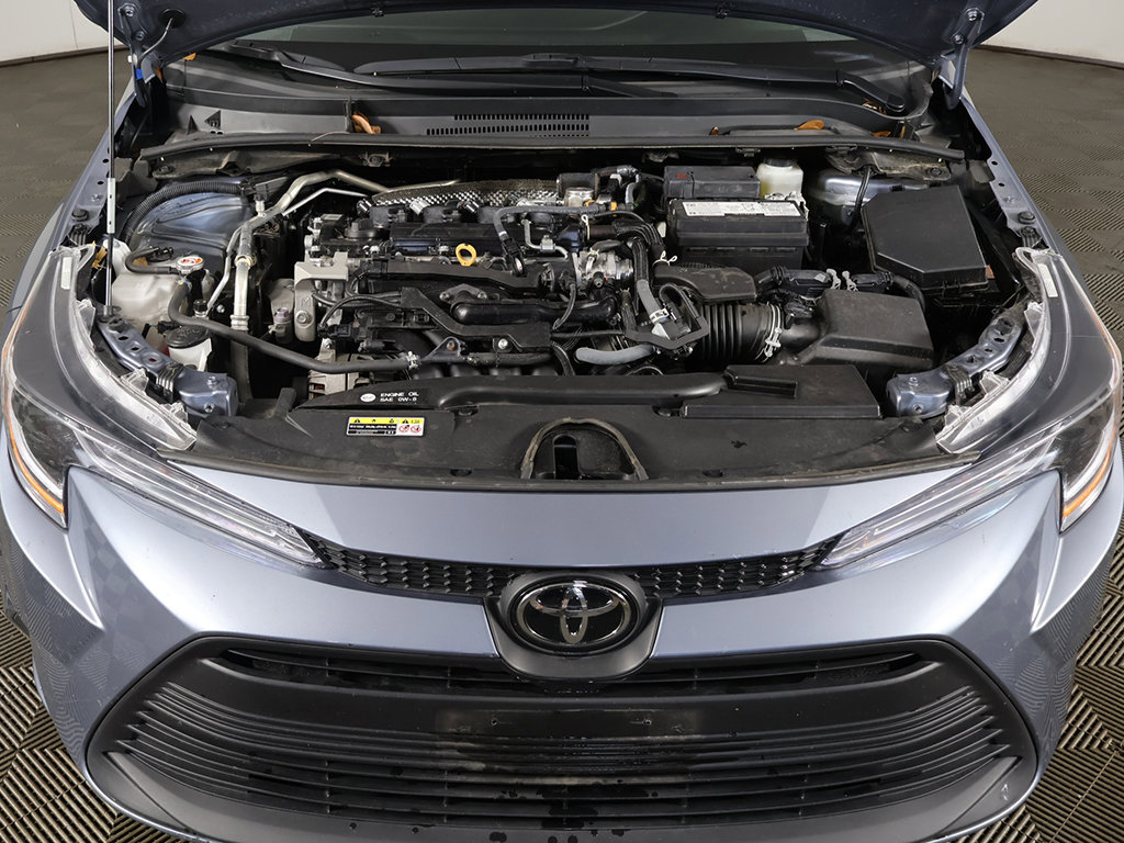 Used 2025 Toyota Corolla LE FWD image 16