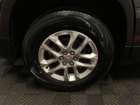Used 2019 Chevrolet Traverse LT image 19