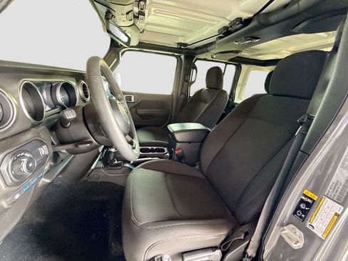 Used 2023 Jeep Wrangler Unlimited w/ Cold Weather Group AWD/4WD image 24