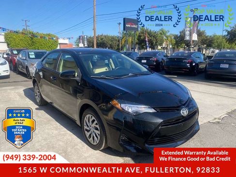Used 2017 Toyota Corolla LE FWD image 7