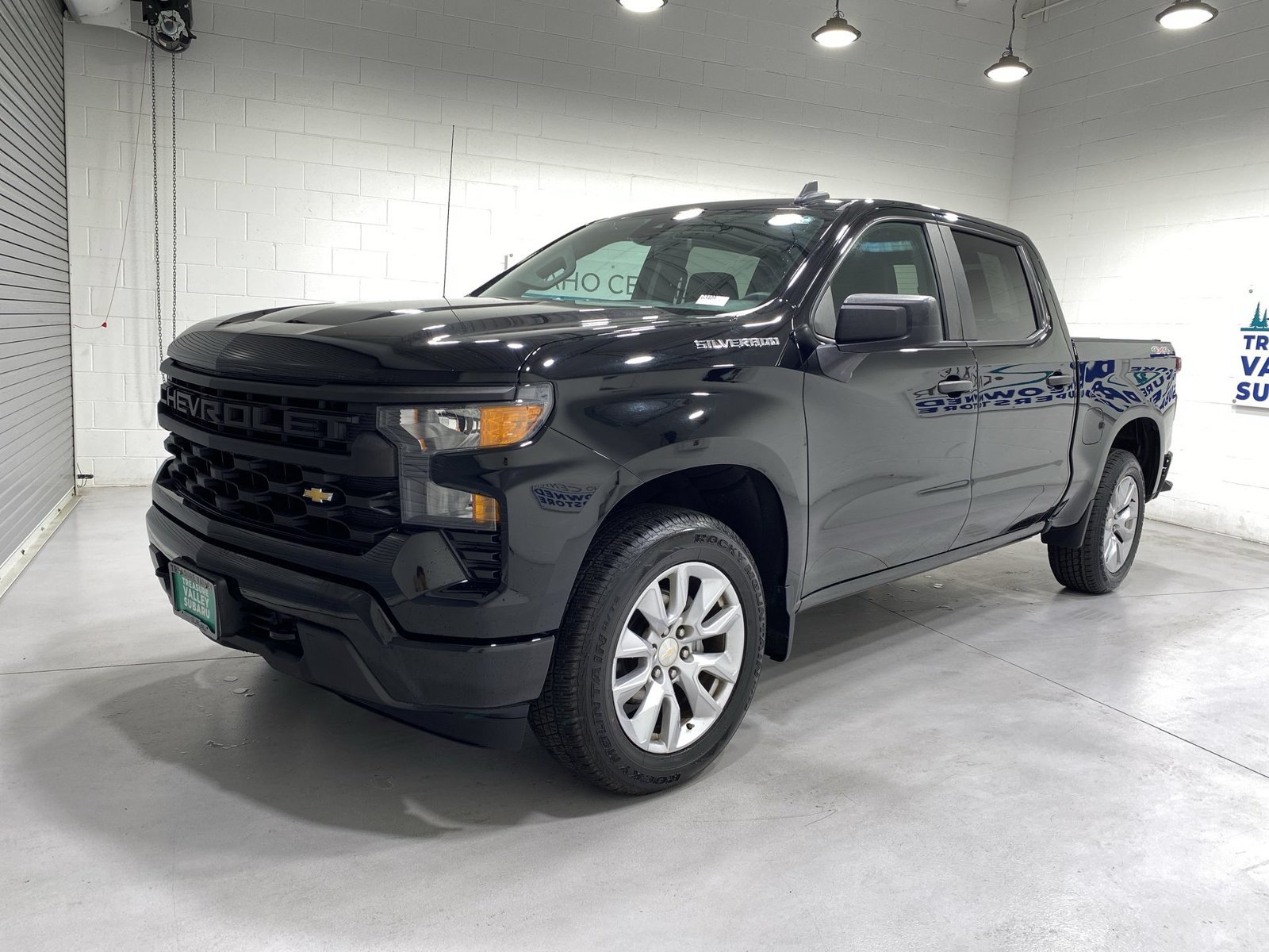 Used 2022 Chevrolet Silverado 1500 Custom AWD/4WD image 4