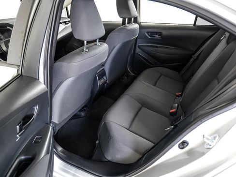 Used 2025 Toyota Corolla LE FWD image 36