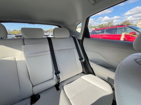 Used 2025 Hyundai Kona SEL image 37