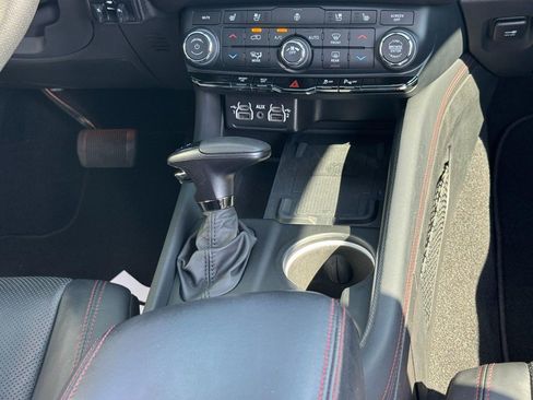 Used 2023 Dodge Durango R/T AWD/4WD image 17