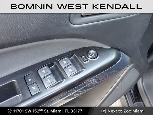 Used 2022 Chevrolet Colorado Z71 w/ Safety Package image 22