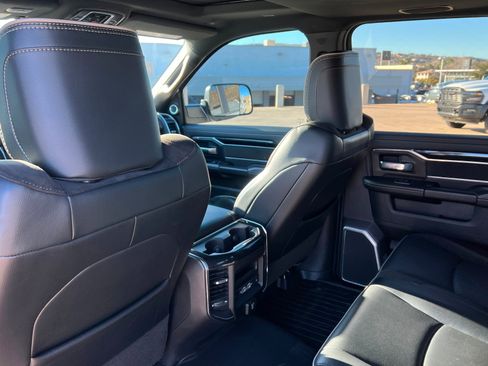 Certified 2022 RAM 2500 Laramie image 19