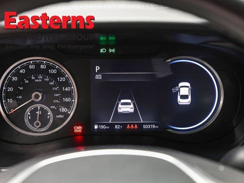 Used 2025 Genesis G70 2.5T RWD image 18