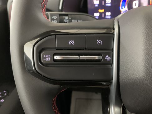 New 2025 Chevrolet Colorado Z71 w/ Technology Package image 24