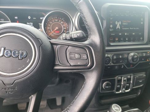 Used 2021 Jeep Wrangler Unlimited Sport AWD/4WD image 18