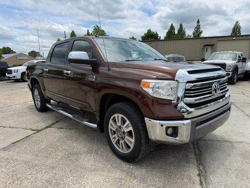 Used 2017 Toyota Tundra 1794 Edition AWD/4WD image 8