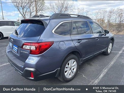 Used 2018 Subaru Outback 2.5i Premium image 4