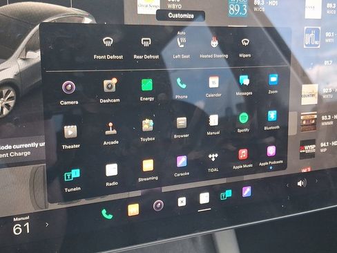 Used 2022 Tesla Model Y Long Range image 24